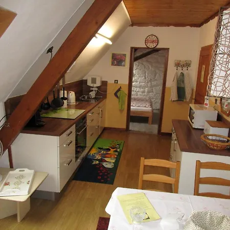 Apartment Dachgeschosswohnung Mit Gartennutzung Im Luftkurort