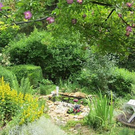 Dachgeschosswohnung Mit Gartennutzung Im Luftkurort * Tengen