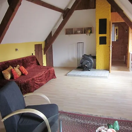 Apartmán Dachgeschosswohnung Mit Gartennutzung Im Luftkurort Tengen